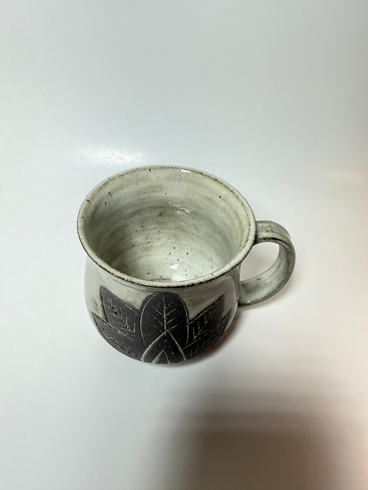 Snowdrift Speckled Carved Mug